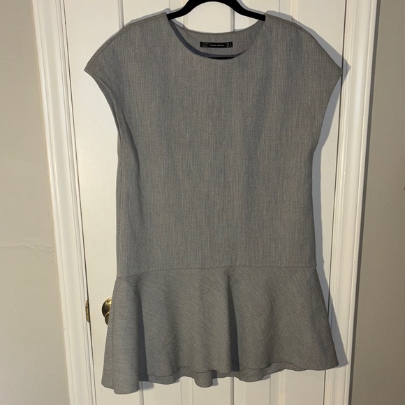 Zara Ribbed Gray Dress - Picture 1 of 3